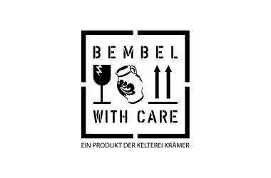 Logo in Schwarz-Weiß mit Apfelweinkaraffe und Glas